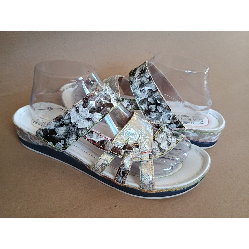 L'Artiste Spring Step Caiman Platform Sandal Silver White Sz 40 Silver Sz 9